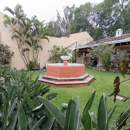 Donde Lico Hotel Antigua Bagian luar foto