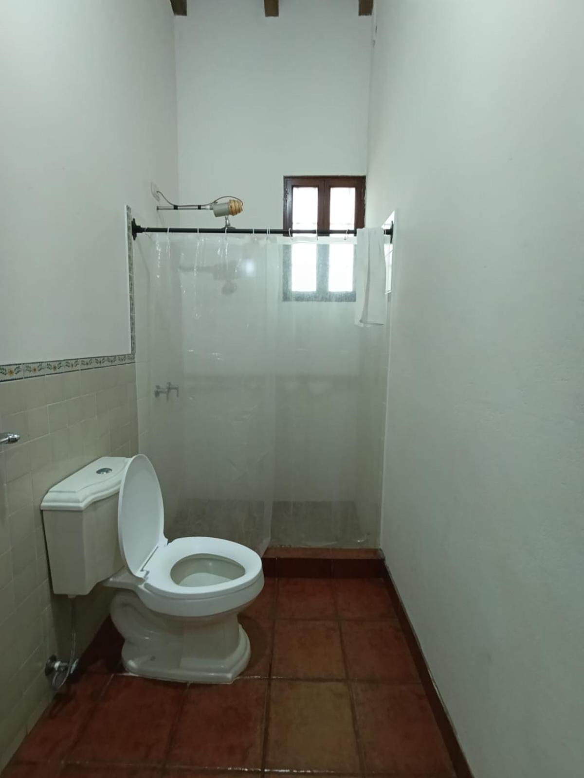 Donde Lico Hotel Antigua Bagian luar foto
