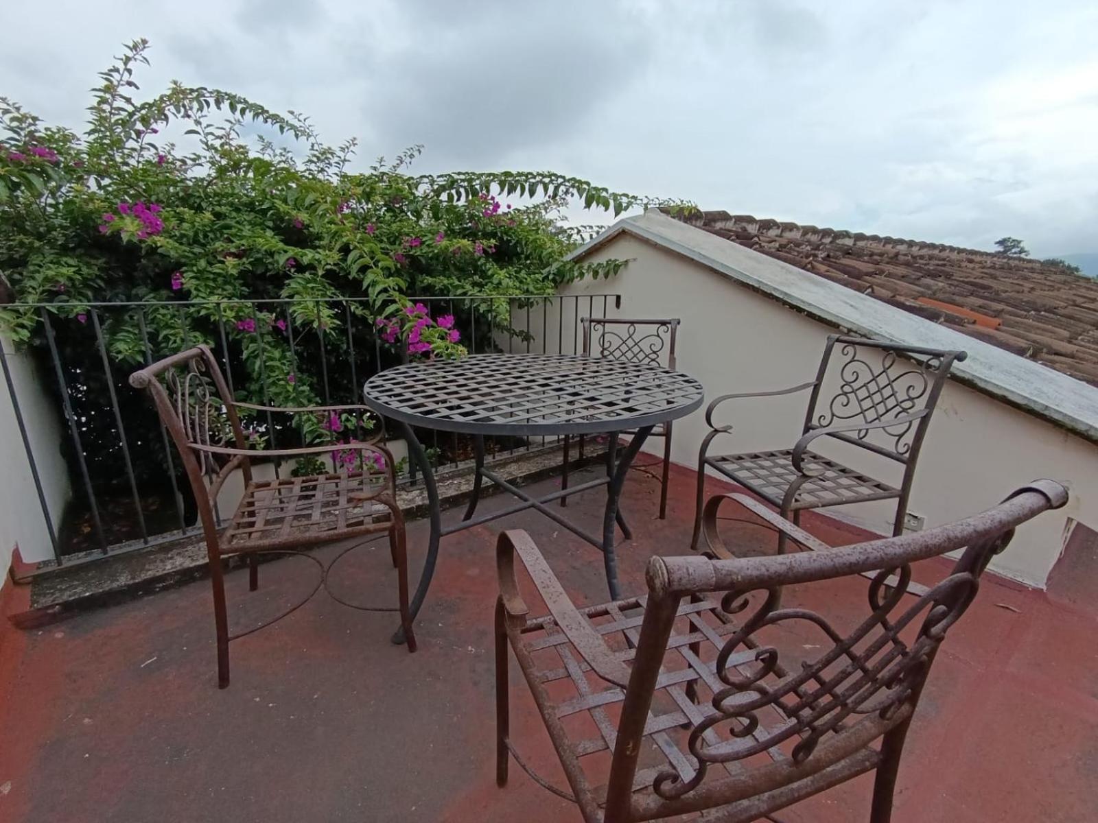 Donde Lico Hotel Antigua Bagian luar foto