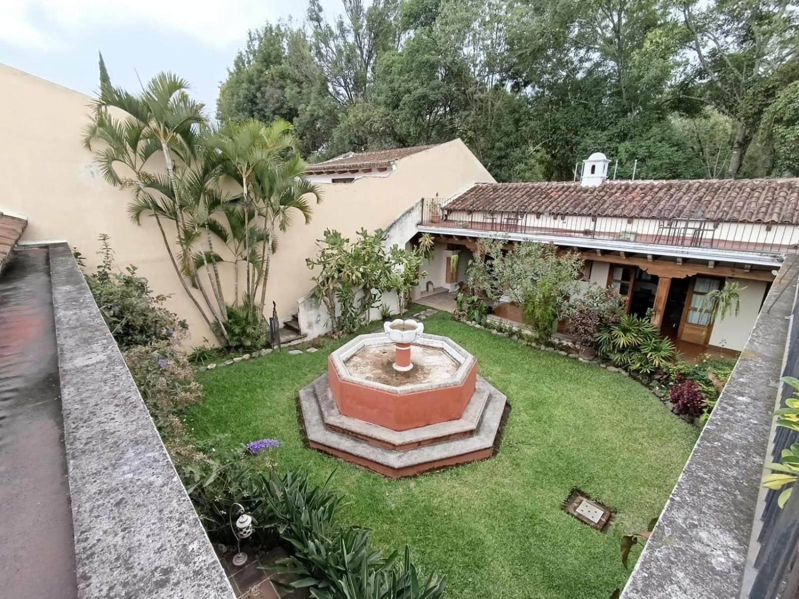 Donde Lico Hotel Antigua Bagian luar foto